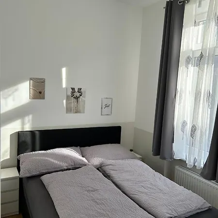 Paky 00207 Apartment