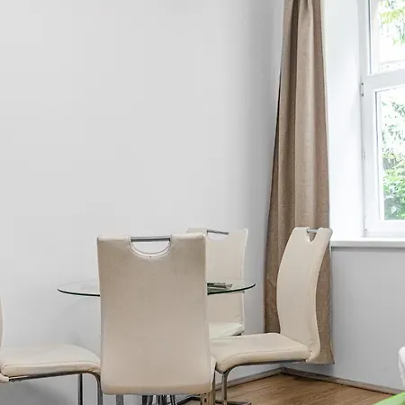 Relaxing 2-bed For Extended Visits Apartment *