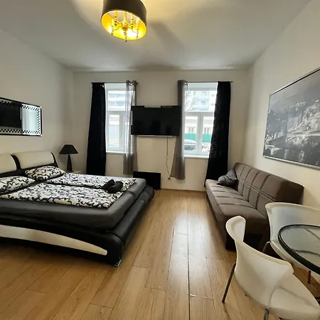 Quaint 1br In Simmering -well-suited For Longstays * Vienna