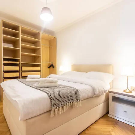 Next To Stadion, Near To Lainzer Tiergarten Apartment *