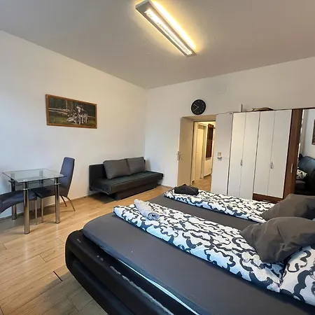 Apartment Neat 1br Apt. Simmering - Ideal For Longstays *