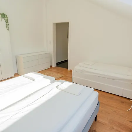 Luxury Penthouse - Augarten Apartment