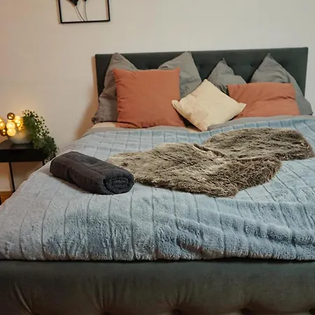 Nook Near Hauptbahnhof *