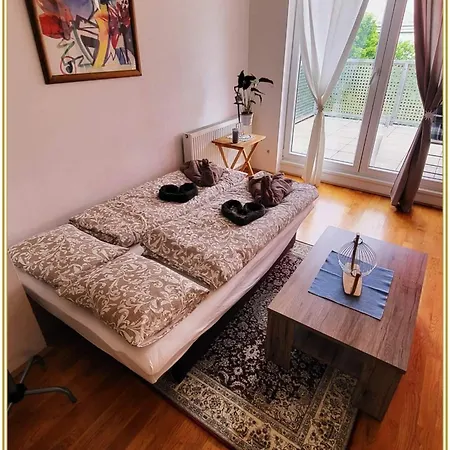 Apartment Chill Out In Simmering