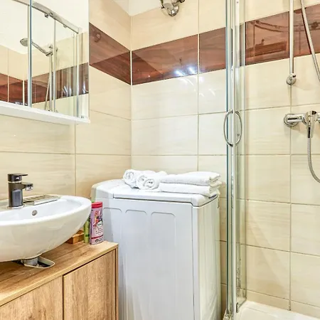 Lovely Airbnb Near Schoenbrunn Apartment Vienna