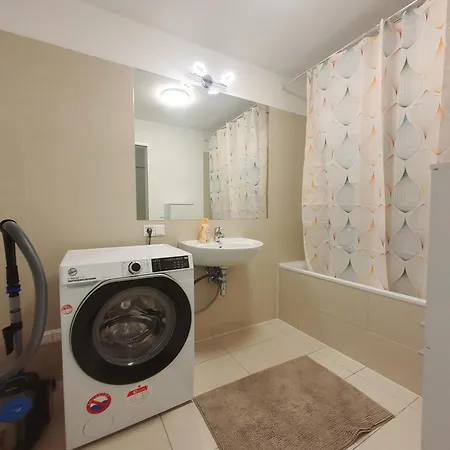 Apartment Near Lake One Bedroom Cute