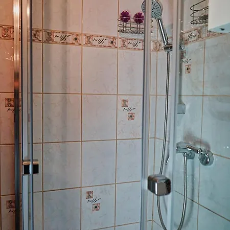 Beautiful Near Hauptbahnhof Apartment *