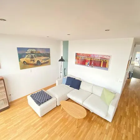 360 View Loft 3 *
