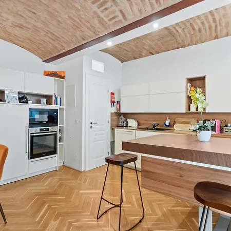 Apartmán Farawayhomes #b2 *