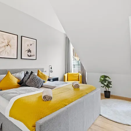 Terrace - 75 M² - Near Wiener Stadthalle Bécs