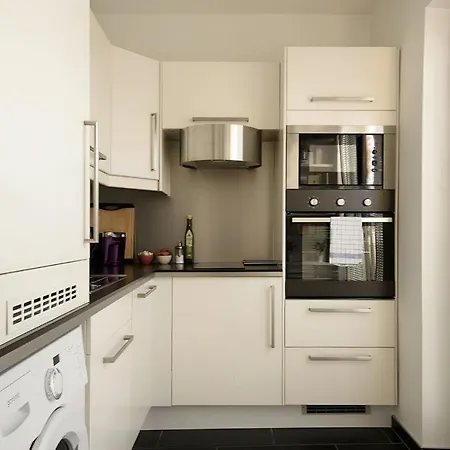 Апартаменты Modern In Prime Location