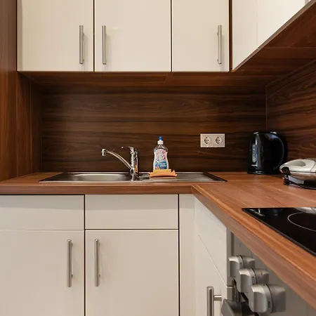 Apartmán Zentral Und Ruhig Bei Schoenbrunn *