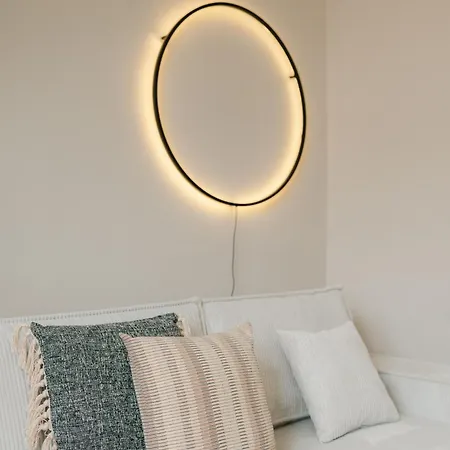 Apartmán Comfy For 4-6, 5 Min To Center, Metro & Free Parking