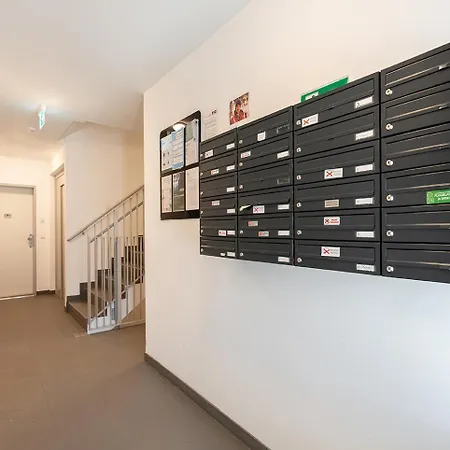 Apartment Schoenes Mit Garten Und Tiefgarage *