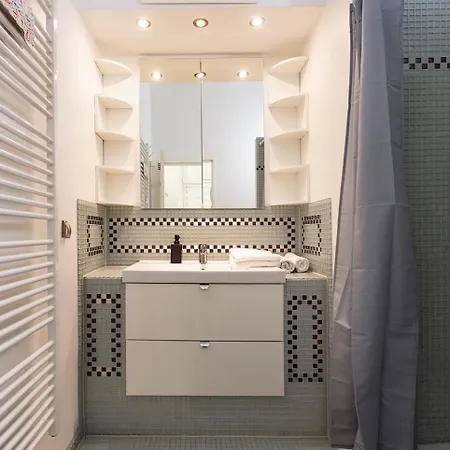 Neu, Renoviert Und Ruhig, 20 Minuten Ins Zentrum Apartment