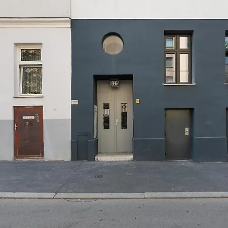 Apartment Schoenes In Zentrumsnaehe Vienna