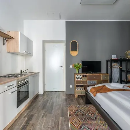 Chic By Center By Hm Apartment *