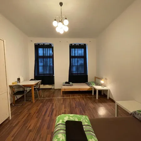 Habitación en casa particular U6 Schoepfwerk 11