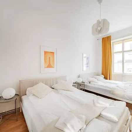 Zentrale Fuer Entdecker *