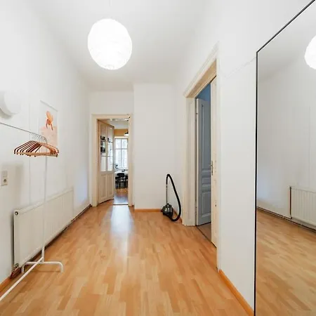 Zentrale Fuer Entdecker Apartment *