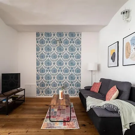 Cozy 1br Duplex Near Center By Hm Apartment