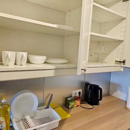 Apartament Spacious 1br With Balcony Above Citygate Shopping Complex With Metro Access Wiedeń
