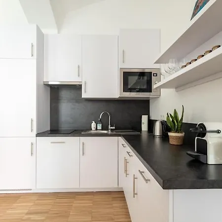 Spacious 2br Near Attractions By Hm Apartment Vienna