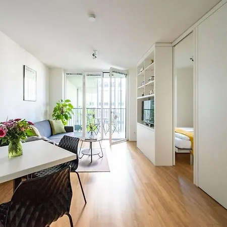 Apartment Hm • New Studio By Wu & Messe Wien