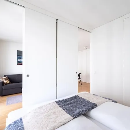 Smart With Terrace By Hm Viena