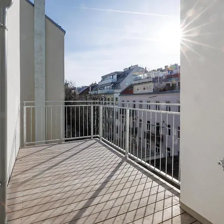 Symphony 38 - Modern Loft With Terrace And Grill In Location