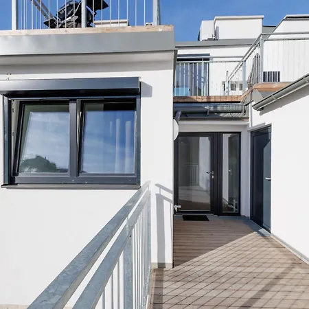 Symphony 38 - Modern Loft With Terrace And Grill In Location