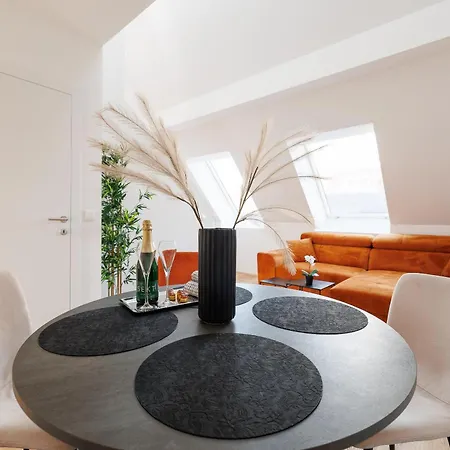 Symphony 42 - Modern Loft With Terrace And Grill In Location Apartment