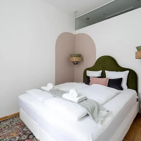 Elegant 1br Suite, Close By Hm * Vienna