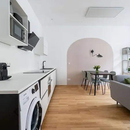 Apartment Elegant 1br Suite, Close By Hm Vienna