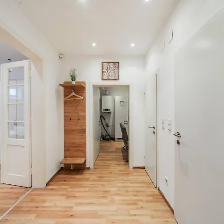 Apartment 65 M2 Belvedere Vienna