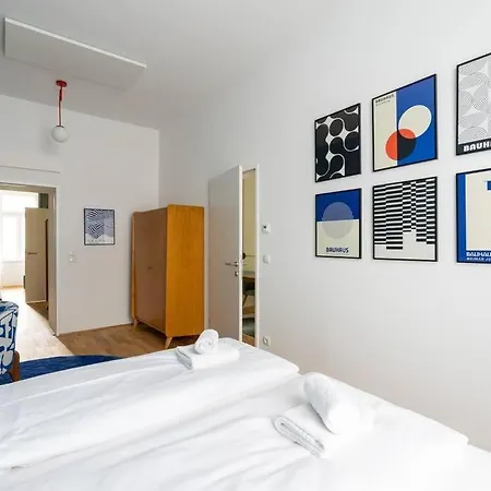 Apartment Vogue 2br Suite, Near Pulse By Hm Vienna