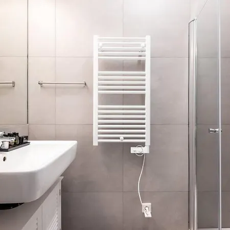 1br Oasis With Easy Access By Hm *