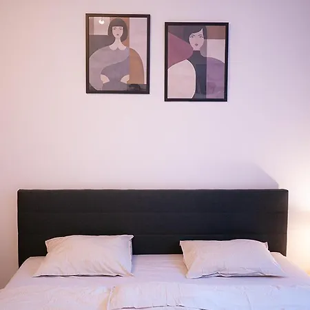 Big 2rooms In Center