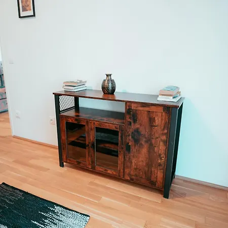 Cosy 107 Apartment