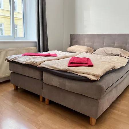 Affordable 3br Apt. Near Meidling Station *