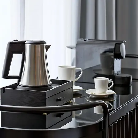 Astoria 4*