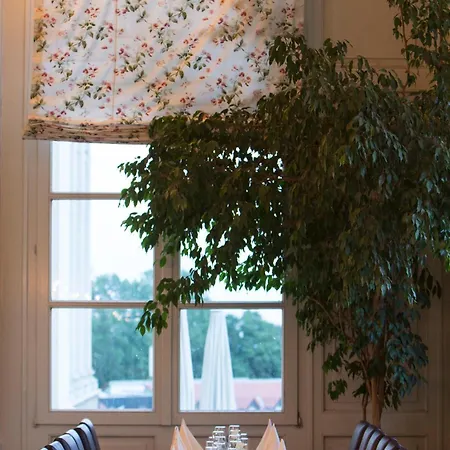 Hotel Austria Trend Schloss Wilhelminenberg Vienna