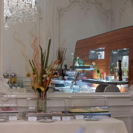 Austria Trend Schloss Wilhelminenberg Hotel