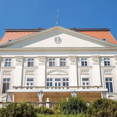 Hotel Austria Trend Schloss Wilhelminenberg Vienna