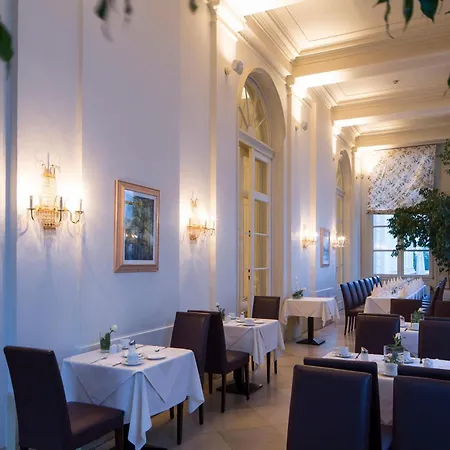 Hotel Austria Trend Schloss Wilhelminenberg Vienna