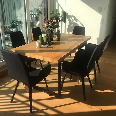 Grosszuegiges Dachterrassen-appartment Mit Klimaanlage Und Wunderbarem Ausblick *