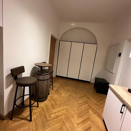 Datri Petite 1 - 3 Vienna