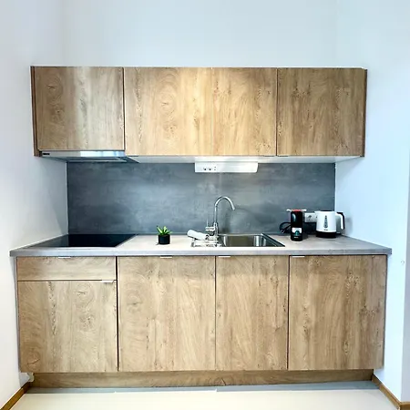 Appartement Moebliertes Mit Terrasse *