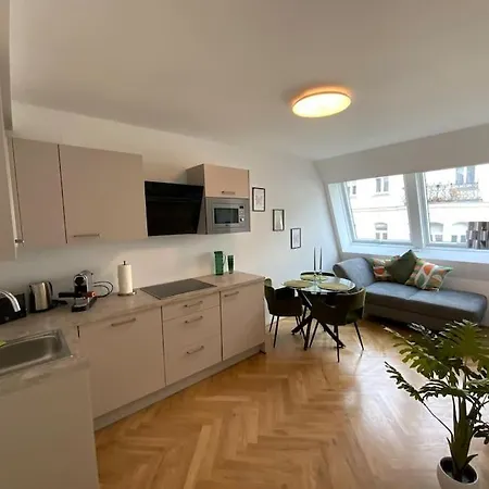 & Modern In Trendy Area L Hg22 *