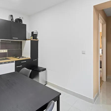 Apartment City & Air Link Nahe Flughafen Und Zentrum